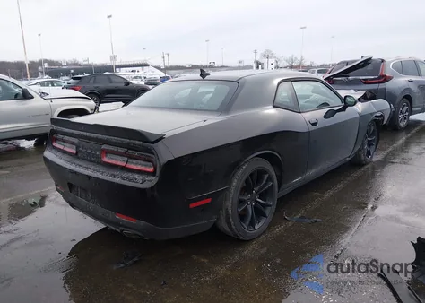 2016 Dodge Challenger Sxt Plus z USA, uszkodzony, nr VIN 2C3CDZAG2GH264235